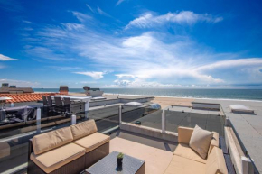 2 Story Oceanfront Patio and Ocean Views on 59th St